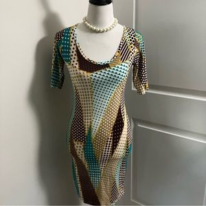 GO COUTURE | vintage slim fitting graphics design dress | size M